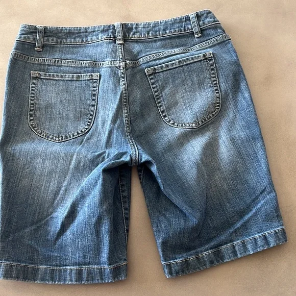 Like new denim shorts by Chicos in size 2 - Picture 3 of 3